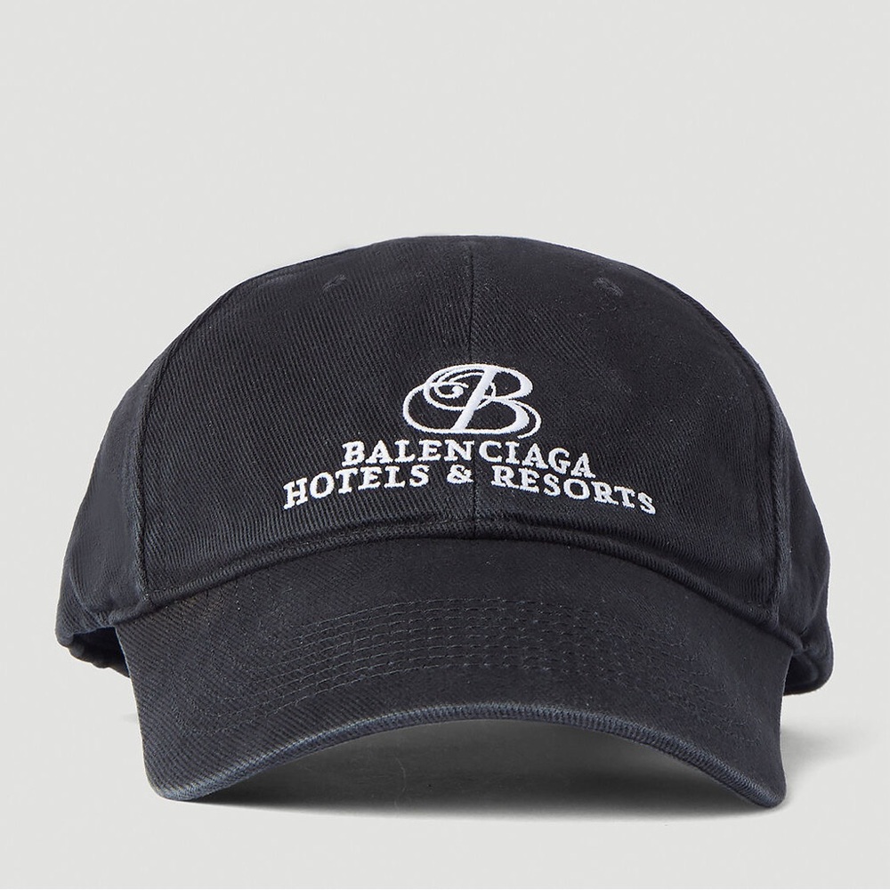 Balenciaga hotel and resorts cap